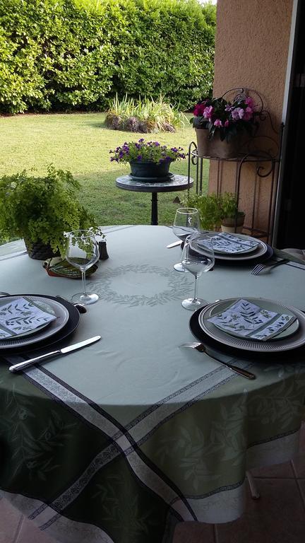 Marievalerianne Hotel Mirefleurs ภายนอก รูปภาพ